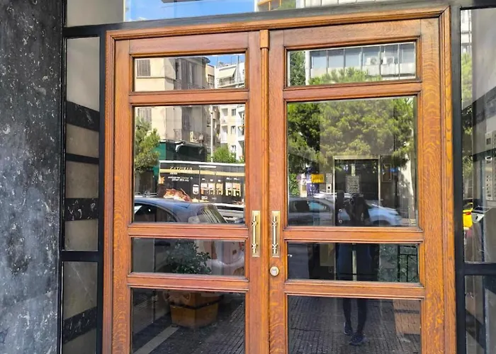 Modern Apartment in City Centre near Acropolis